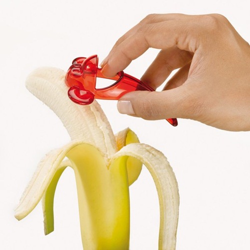 อุปกรณ์น่ารัก ๆ ให้คุณปอกกล้วยเข้าปากง่ายกว่าเดิม 