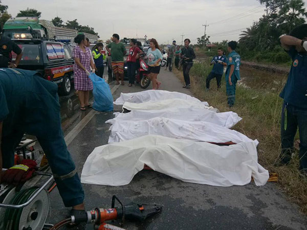 สื่อญี่ปุ่น ซัดถนนไทยอันตรายระดับโลก ปมข่าวรถตู้ชน 10 ล้อ