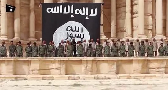 โหดเหี้ยม ! ISIS ปล่อยคลิปสังหารหมู่ทหารกว่า 25 นาย ใช้นักรบเด็กลงมือ
