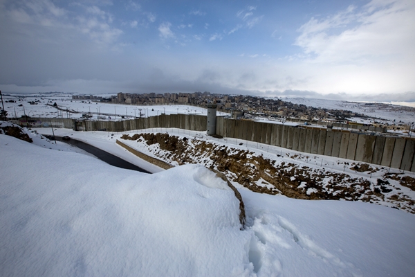 อิสราเอล-ปาเลสไตน์เจอน้ำท่วม หิมะตกหนักสุดในรอบ 70 ปี