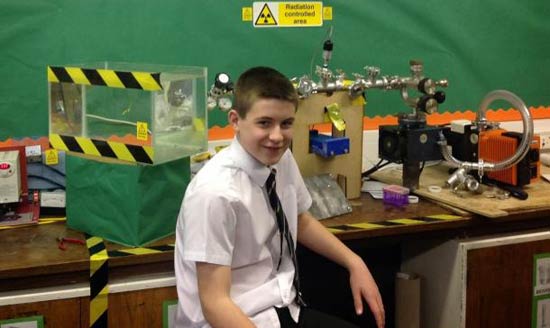 ทึ่ง นักเรียนอังกฤษ 13 ปี สร้างเครื่องปฏิกรณ์นิวเคลียร์ได้สำเร็จ