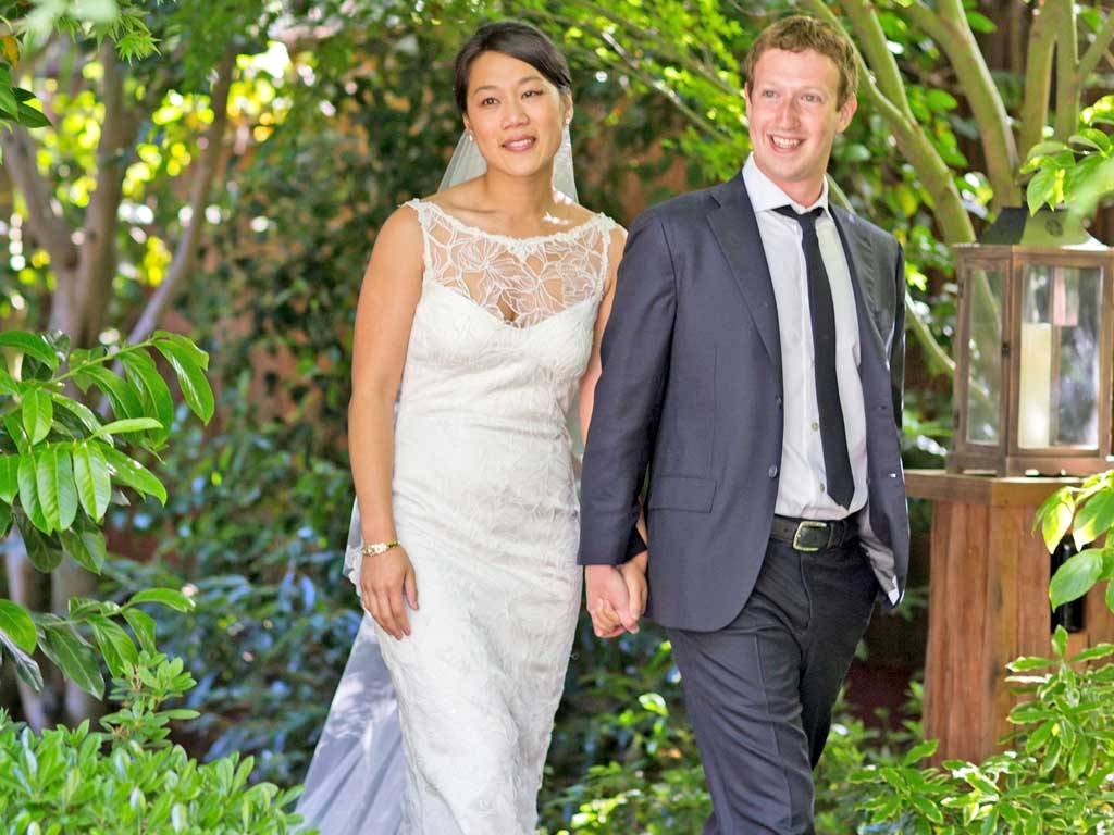 facebook-ceo-mark-zuckerberg-with-his-wife.jpg