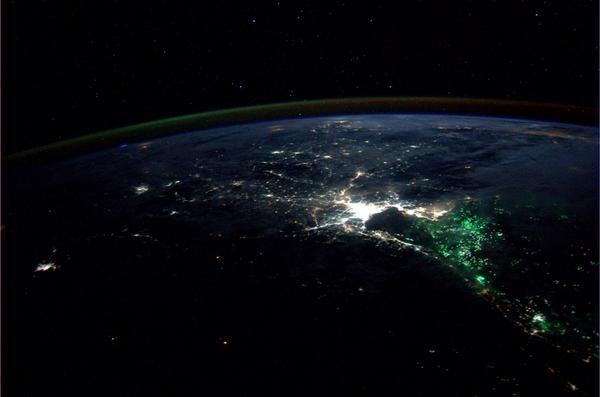 นักบินอวกาศฉงน แสงไฟสีเขียวในอ่าวไทย คืออะไรกันนี่