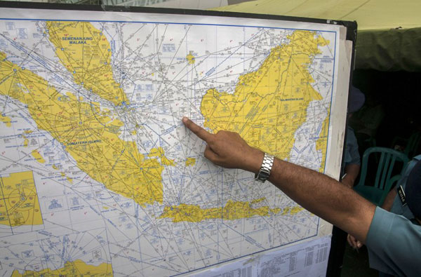 พบวัตถุต้องสงสัยไม่ไกลจากจุด QZ8501 หาย