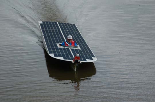 งานแข่งเรือพลังงานแสงอาทิตย์ ที่เนเธอร์แลนด์