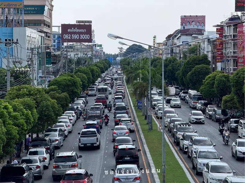 รถติดบางแสน