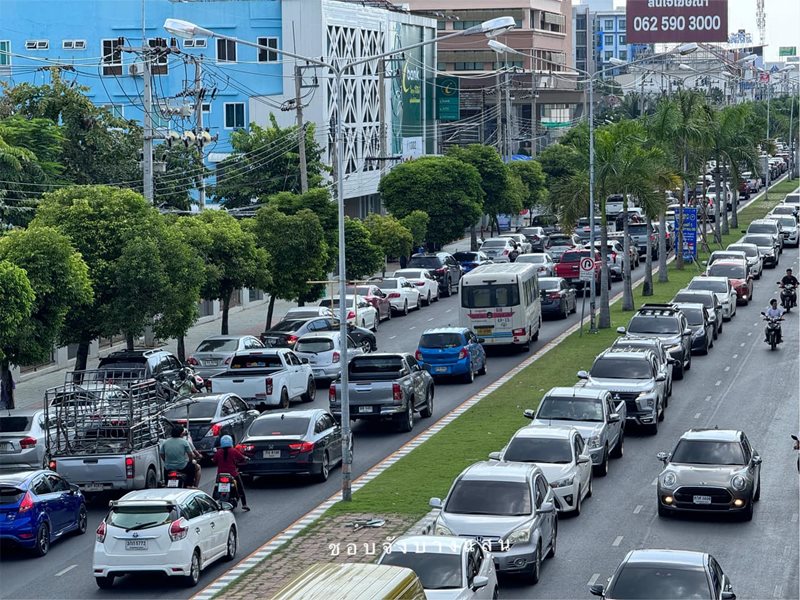 รถติดบางแสน