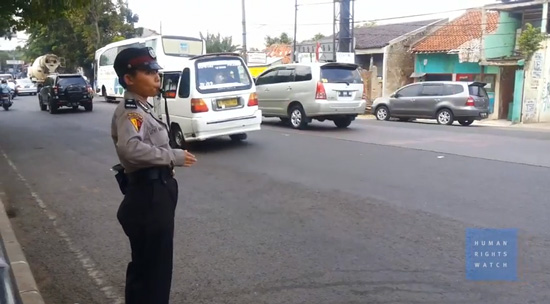 ตรวจพรหมจรรย์ ตำรวจหญิงอินโดนีเซีย