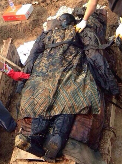 จีนขุดพบมัมมี่สมัยราชวงศ์ชิง อายุกว่า 300 ปี