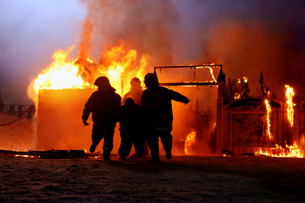 เล็งเสนอขึ้นเบี้ยเสี่ยงภัยนักดับเพลิงอีก 3 พัน หลังไม่ได้ขึ้นมา 12 ปี
