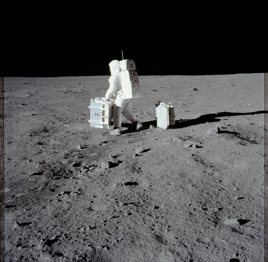 NASA ปล่อยภาพภารกิจเยือนดวงจันทร์ครั้งใหญ่ ชมจุใจเกือบหมื่นภาพ