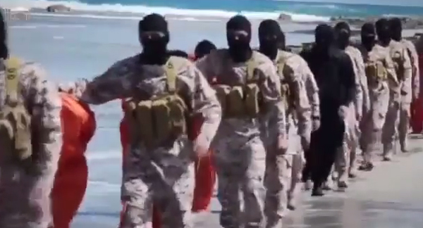 ISIS โหดไม่เลิก เผยคลิปสังหารคริสเตียน 30 คน ตัดคอ-เด็ดหัว