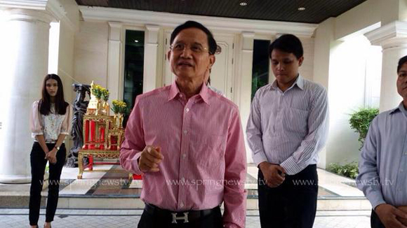 สมชาย เปิดบ้านให้อวยพรวันเกิด 67 ปี ชี้อยากเห็นประเทศสงบ