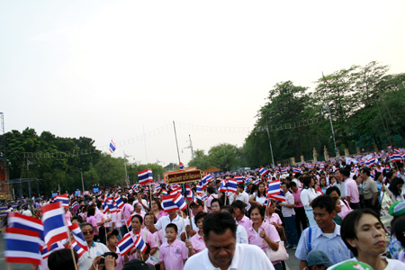 วันฉัตรมงคล
