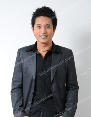 ตุ้ย - เกียรติกมล ล่าทา