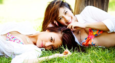 จุ๋ย-วรัทยา นิลคูหา - เอมี่ กลิ่นประทุม