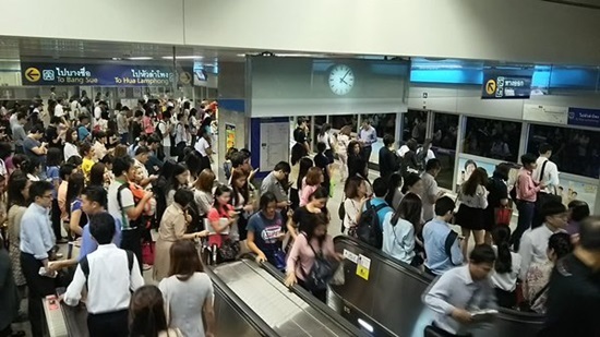 รถไฟฟ้า MRT ขัดข้อง