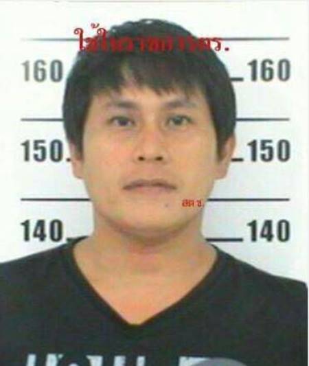 ฆ่ายกครัว 8 ศพ