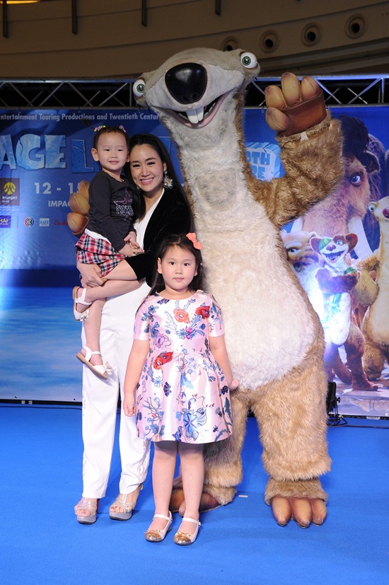 Ice Age Live A Mammoth Adventure