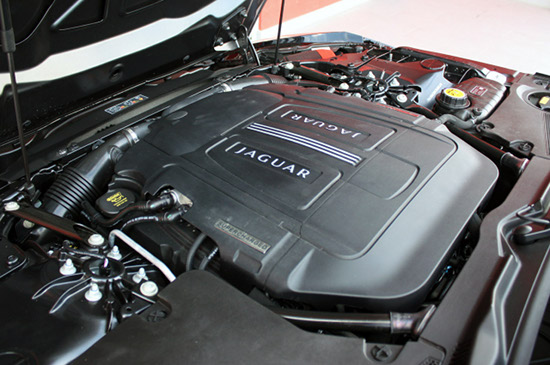 2014 Jaguar F-type รถ Roadster คันล่าสุดจากค่ายหรูแดนผู้ดี