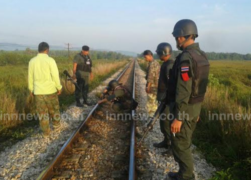 ป่วน ! คนร้ายถอดหมุดยึดรางรถไฟสงขลา 200 ตัว หวั่นโยงไฟใต้