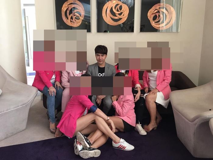 หน้าเก่าพอล วรัตต์พล 