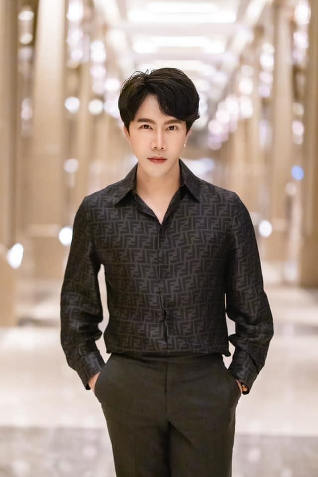 วรัตน์พล วรัทย์วรกุล 