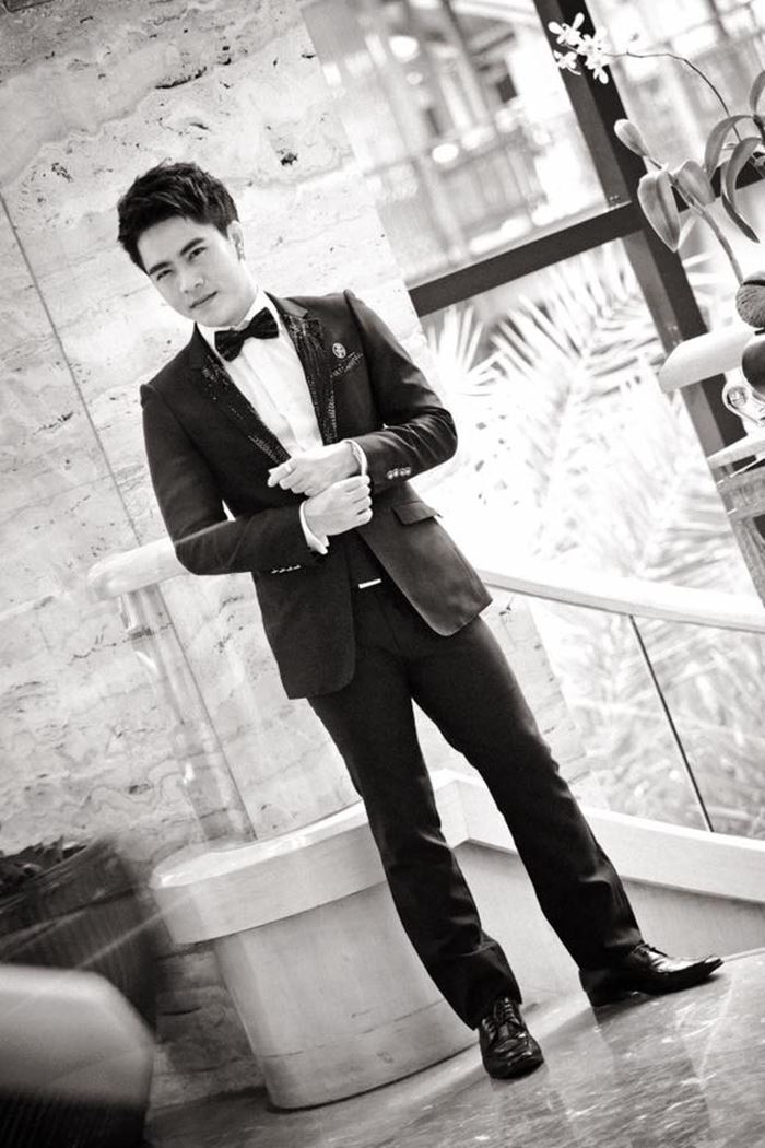 หน้าเก่าพอล วรัตต์พล 