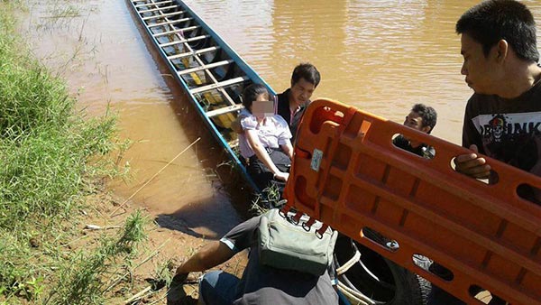 โดดสะพานฆ่าตัวตาย