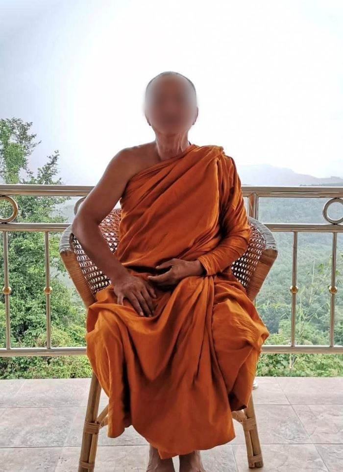 หลวงตากราบเด็กเชื่อมจิต