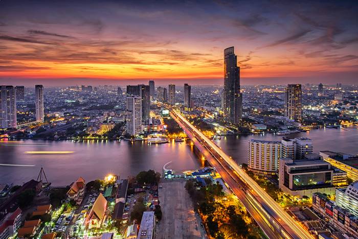 ย้ายประเทศ