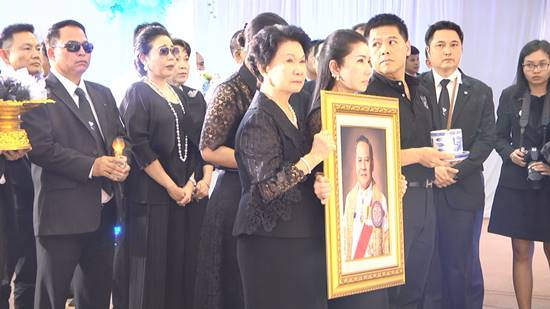 ญาติเตรียมเคลื่อนศพ บรรหาร มา กทม. เตรียมงานพระราชทานเพลิงศพ