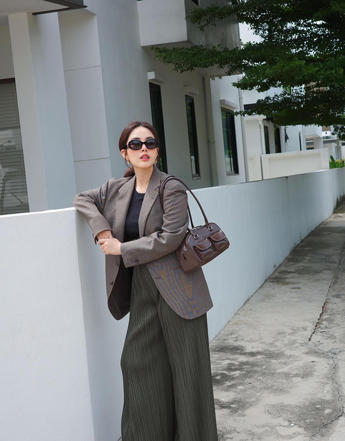 บิว วราภรณ์