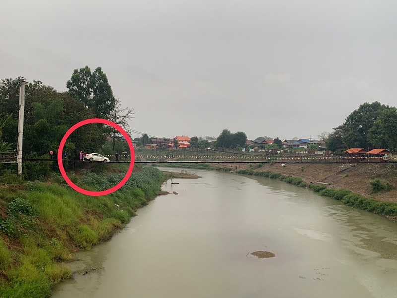หญิงไม่ชินทาง ขับรถเปิด GPS