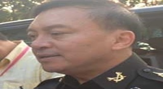 นิพัทธ์ ทองเล็ก