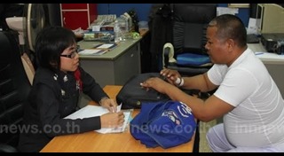 พระขี่มอเตอร์ไซค์