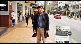 ตั้ง อาชีวะ