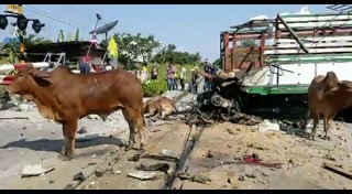 รถไฟชนรถพ่วง