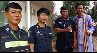 นักศึกษาจบใหม่