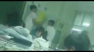 ครูจีนฉาว