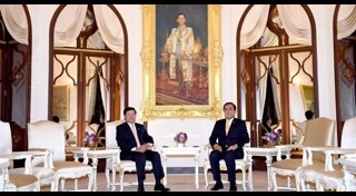 นายกรัฐมนตรีลาว