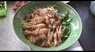 ก๋วยเตี๋ยวไก่