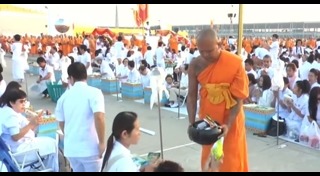 ตักบาตรเทโว