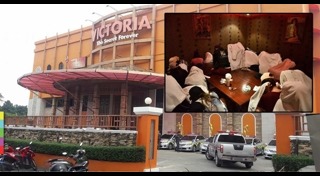 วิคตอเรียซีเครท อาบอบนวด