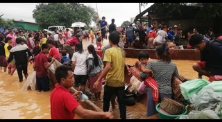 น้ำท่วมลาว