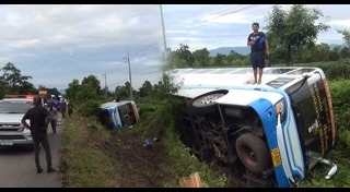 รถทัวร์เบรกแตก