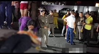 นักศึกษาอุเทนถวาย