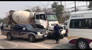 รถบรรทุกเบรกแตก