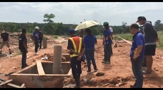 ตกบ่อบำบัดน้ำเสีย