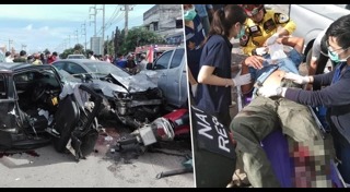 รถตู้พลิกคว่ำ